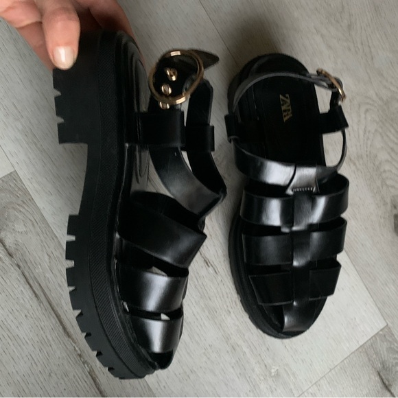 Zara Black Women's Sandals women's size 6 chunky gothic summer buckle strapped - Picture 5 of 8